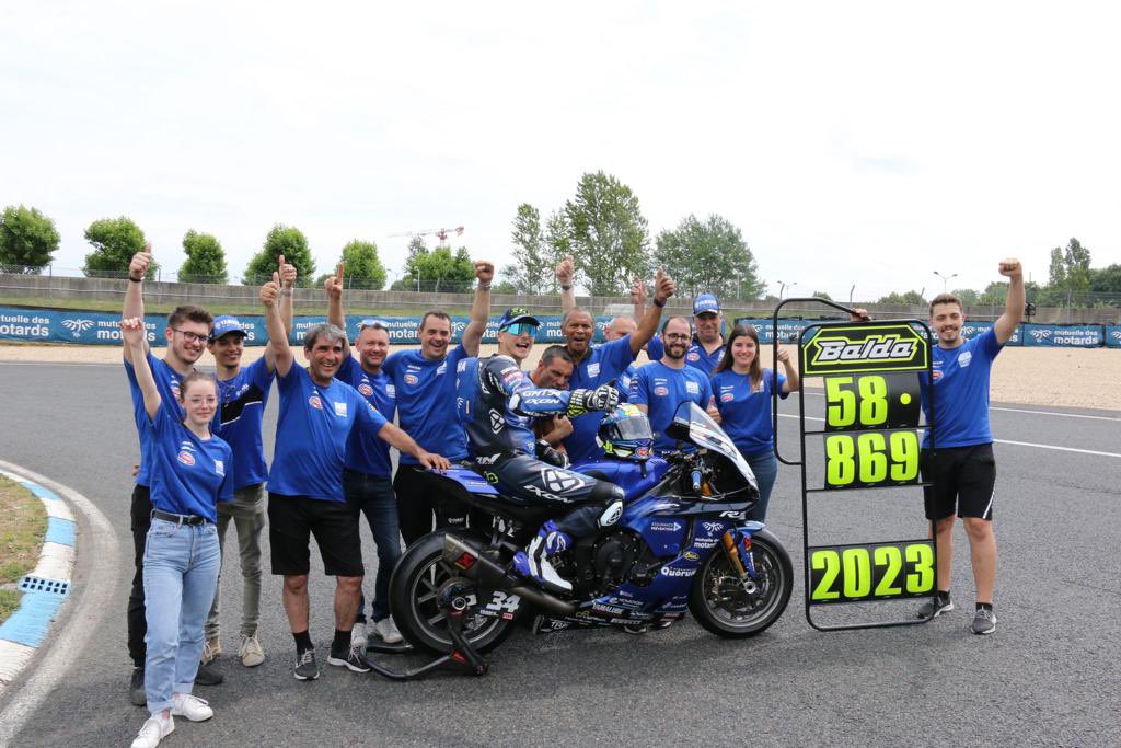 ACManagement_'s tweet photo. Día de evento en el circuito de Carole con el team GMT94Yamaha.
Nuevo récord de la pista 💪🏼

Event day at Carole's circuit with the GMT94Yamaha team.

New track record 💪🏼

@7balda @GMT94 @WorldSBK https://t.co/JrAJRhDJu5