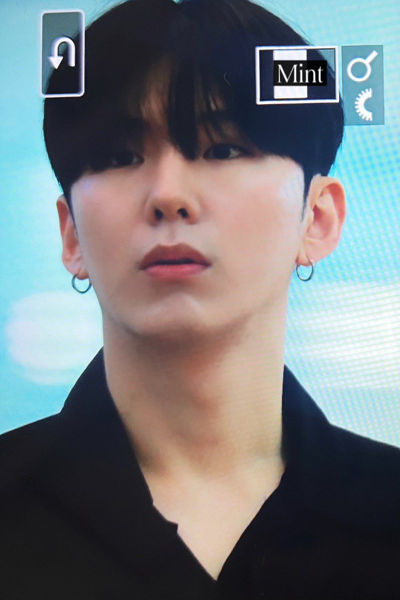 230621 출국

#기현 #몬스타엑스 #KIHYUN #MONSTAX