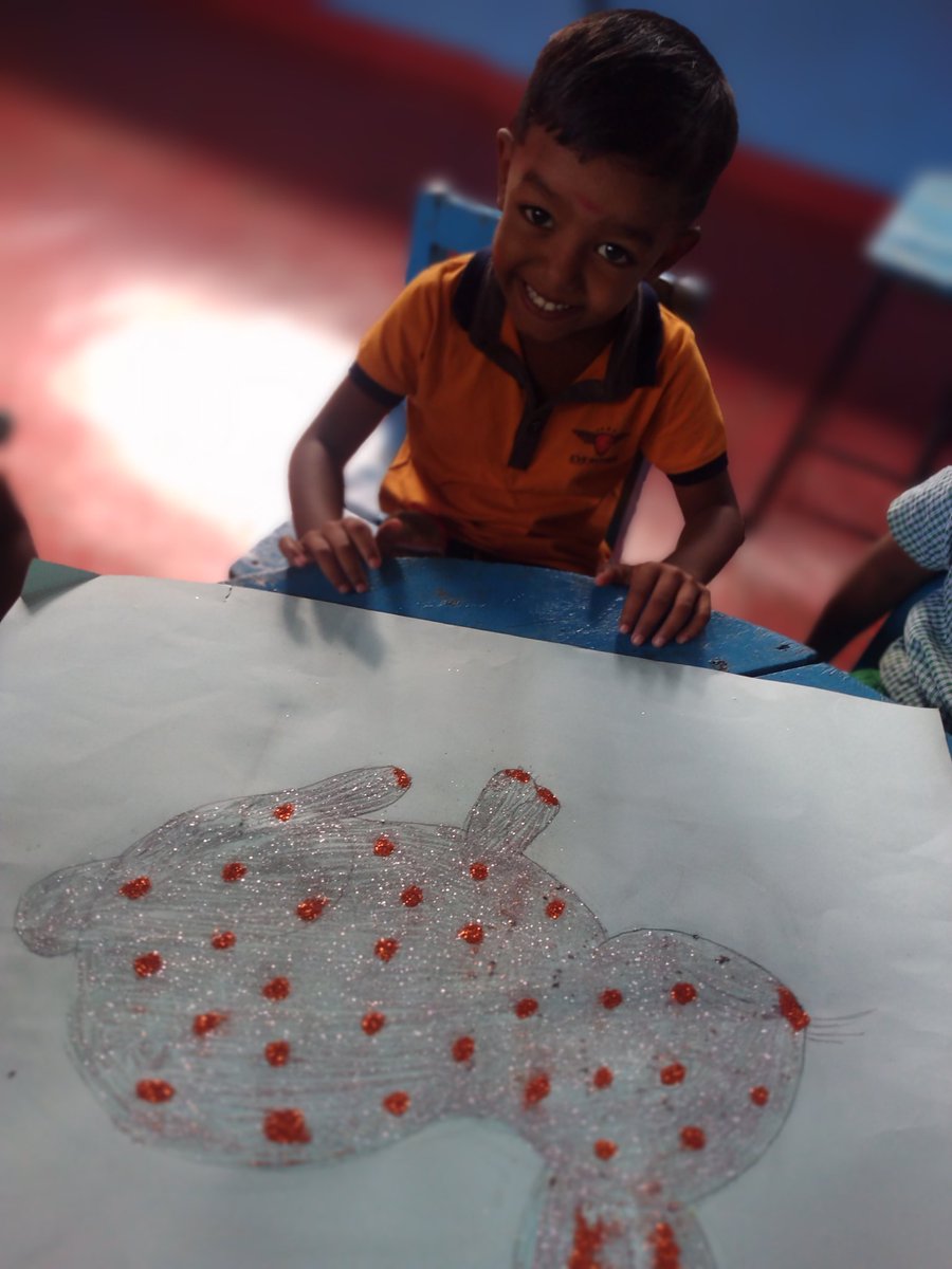 Nishathanka's tweet photo. Beautiful creations by Kalaaivani Preschool students.
#actofkindness #kalaivaanipreschool #nochchimoddai #srilanka https://t.co/aTeFeb8pqo