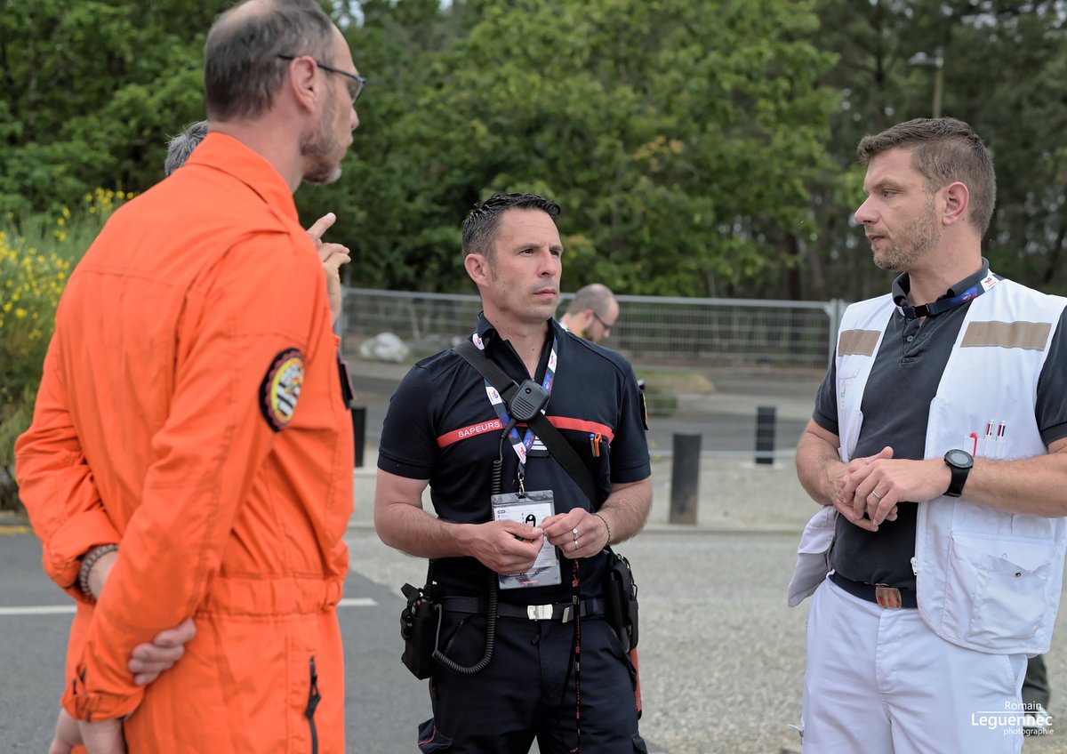 SDIS_72's tweet photo. Merci aux équipes d’ @AntaresLeMans pour l’accueil et la mise à disposition des locaux pour l’occasion
Merci aux personnels du #SDIS72, des renforts zonaux et du #SAMU72 pour leur présence https://t.co/Wp34xOeNMj