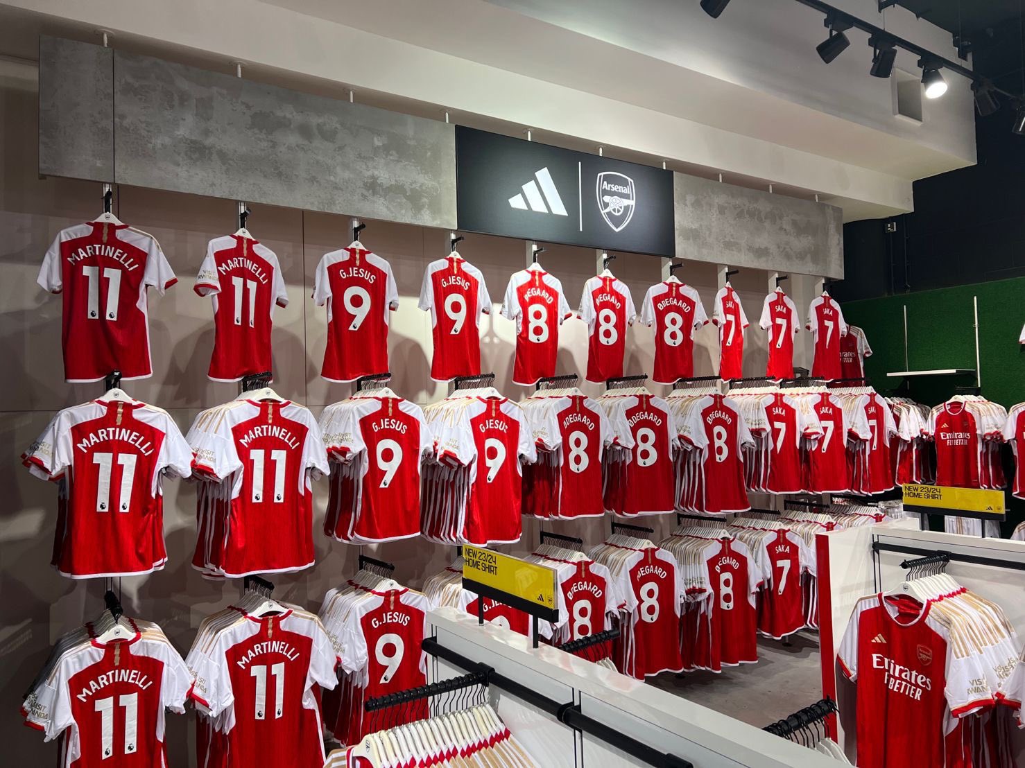 Arsenal club hotsell shop sale