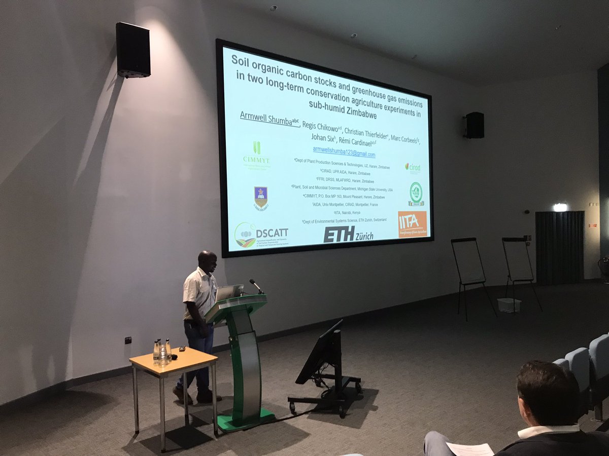 A very nice talk 👏 by @armwellshumba @Rothamsted #AABLTE23 conference to present his #DSCATT PhD work on #soilorganiccarbon #greenhousegas emissions at two long-term #conservationagriculture experiments @CIMMYT 🇿🇼 @BusyBeeChris @RemiCardinael @Johansix6 @RegisChikowo @CorbeelsM