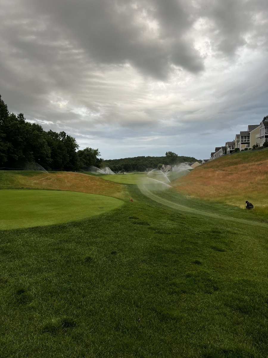 PorterGGolf's tweet image. Day 2 watering @TravelersChamp @TPCRH @TPCRHAgronomy @RainBirdGolf @RainBirdCorp