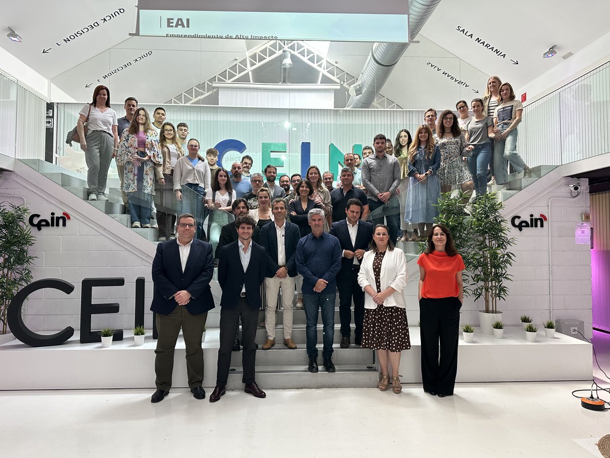 "¡Increíble logro para nuestra empresa! Participamos en el evento de Desarrollo de Negocio en el sector salud en Navarra. Una experiencia enriquecedora para aprender y conectar con destacados profesionales de la industria. ¡Agradecidos por esta oportunidad!"