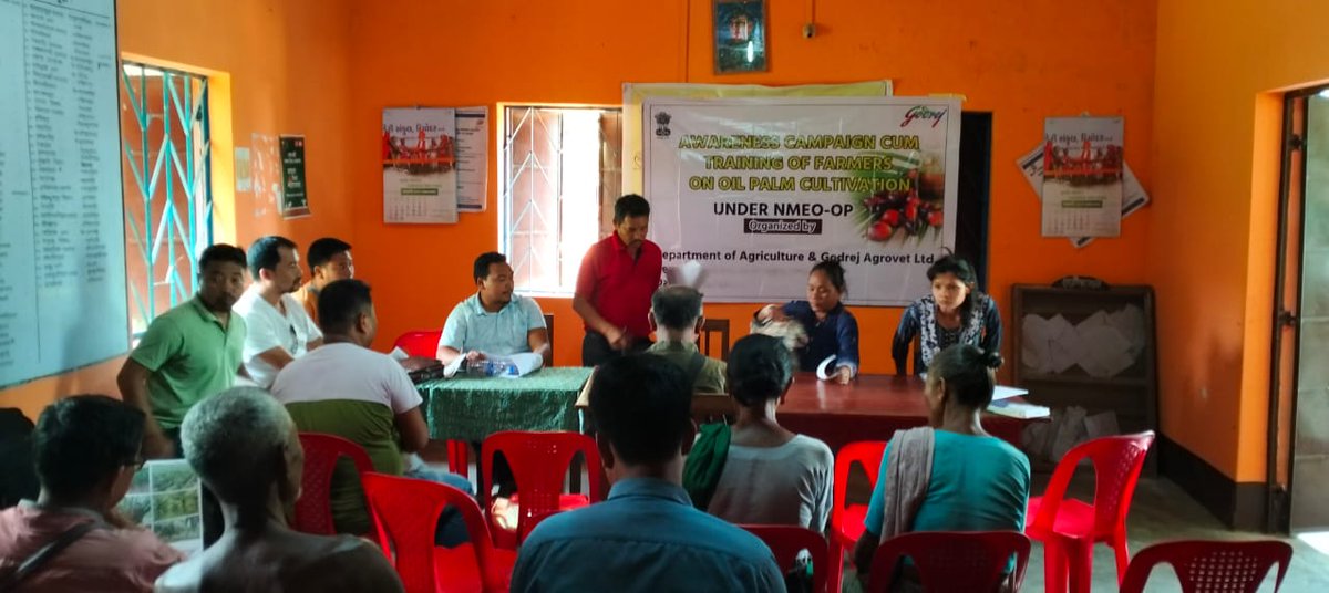 #LongtaraiValleyAgroPCL participated in an awareness program organised by #DA&FW, #GovtOfTripura and #GodrejAgrovetLimited under #NMEOOP to promote Palm Oil cultivation in the state by assisting with planting materials, irrigation & bore well, and harvesting tools.