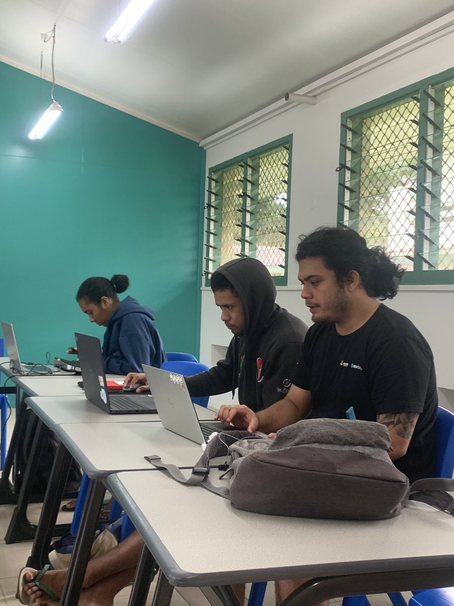 Today, at Marine Campus, USP, our team organized an in-person mapathon activity to finalize our first province, which is now 90% complete. We are immensely grateful to our dedicated participants and volunteers whose efforts have brought us this far. It was heartening to see 1/3