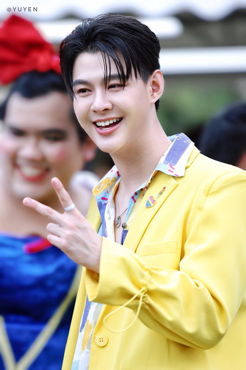 I love you like ten divided by three, the infinite loop that can’t be solved…

#Saint_sup  #MingEr
#HappyPrideMonth2023 
#PrideSWUxSaintSup