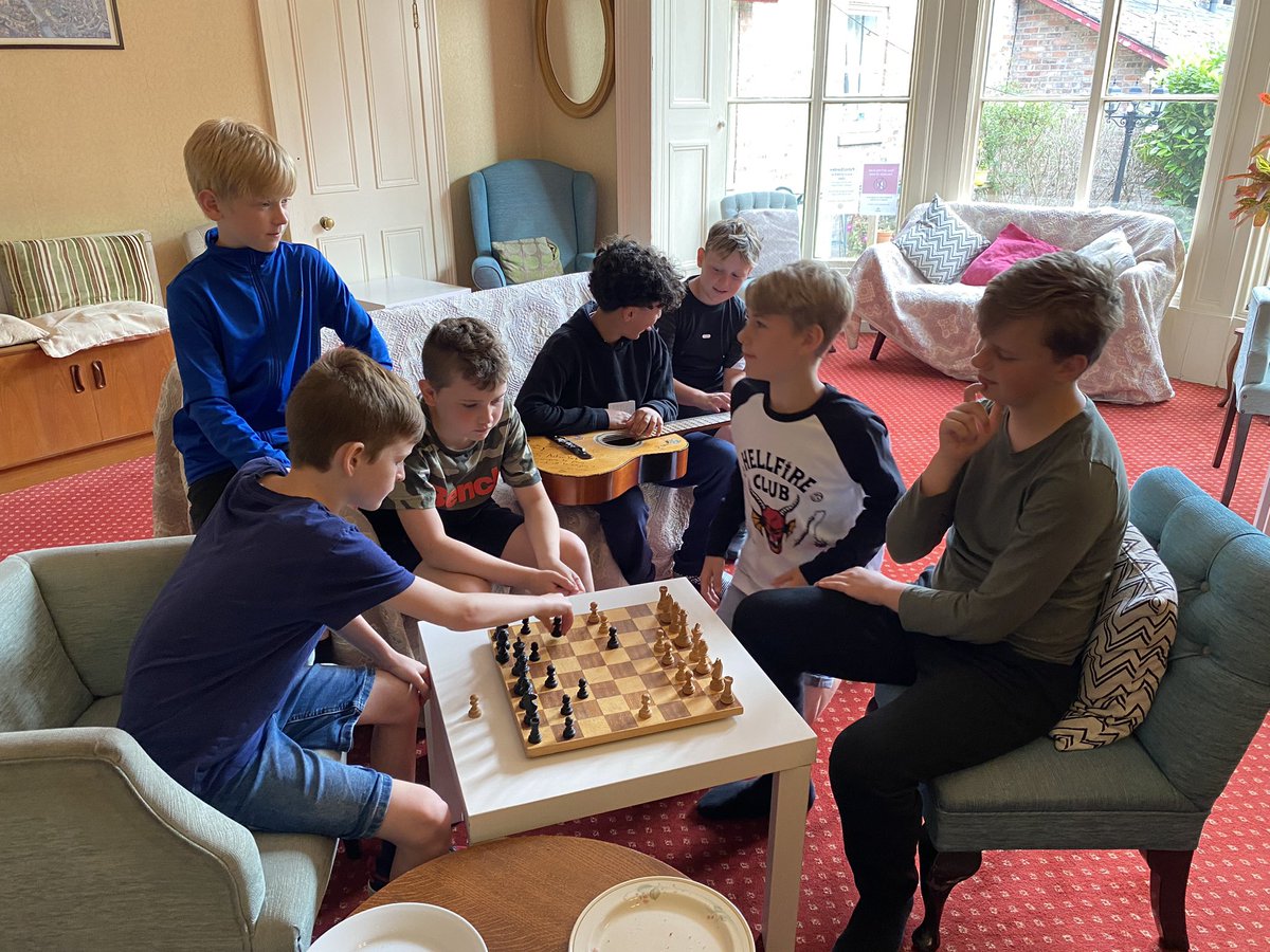 BignoldPrimary's tweet photo. We’ve all slept, some more than others! After a great breakfast, washing up, some lounge time and chess, we’re heading back into the city for York Museum! #yorklife #residential #fun https://t.co/IEB0skENGG
