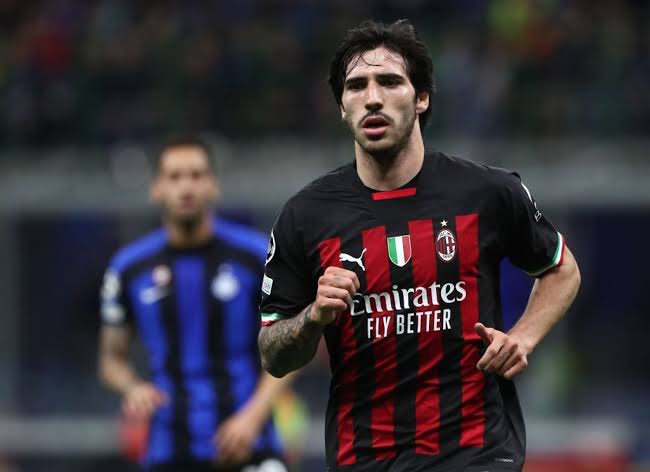 Milan Eye tweet media