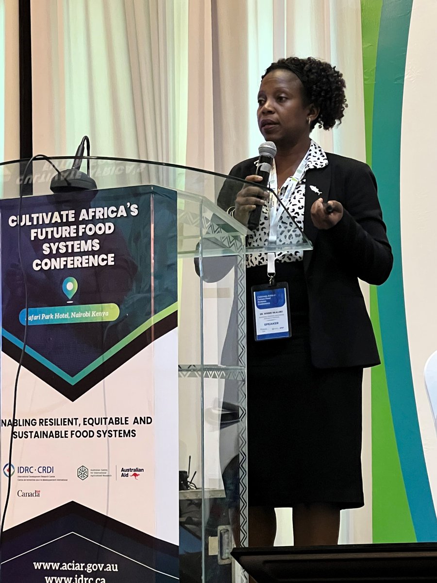 wrenmedia_uk's tweet photo. Winnie Nkalubo from the #CultiAF #NutriFish project demonstrates how a digital solution can lead to effective fisheries management 🎣 in #Uganda, but to #scale this #innovation, regional #policies are required: https://t.co/OYU6lHinWj https://t.co/N93FKXOL2x