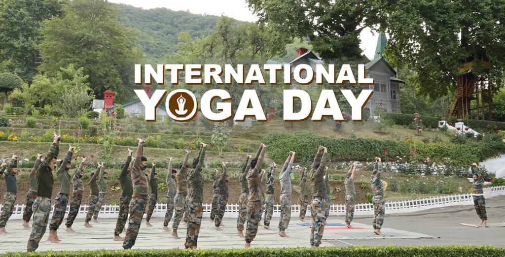 RN11359922's tweet photo. س #InternationalYogaDay پر، آئیے ایک عالمی برادری کے طور پر اس قدیم عمل کو اپنانے کے لیے متحد ہوں جو ہماری زندگیوں میں توازن، طاقت اور امن لاتا ہے۔ #InternationalYogaDay2023 #IYD23 #YogaDay2023 https://t.co/ua8tXQQi40