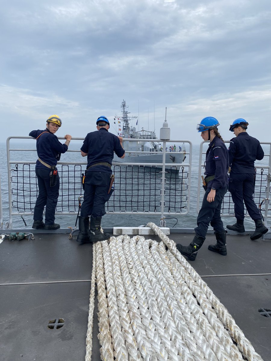 wilco_faber's tweet photo. Exercising together with π«π· FS Commandant Blaison #F793 @MarineNationale For the occasion that a ship needs a tow, HNLMS Van Amstel #F831 @kon_marine π³π± conducted a towing exercise to train the ships crews. https://t.co/bkwMz6ULUr