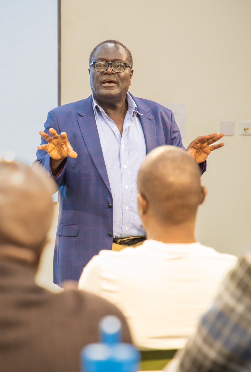 AKU_GSMC's tweet photo. We have begun the Beyond the Newsroom training that is aimed at supporting members of the media fraternity who have left the newsroom, and are looking to reinvent themselves. The 3-day training is being offered together with our @AKUMediaFutures, with support from @KfW_int. https://t.co/bxjzQnC5ds