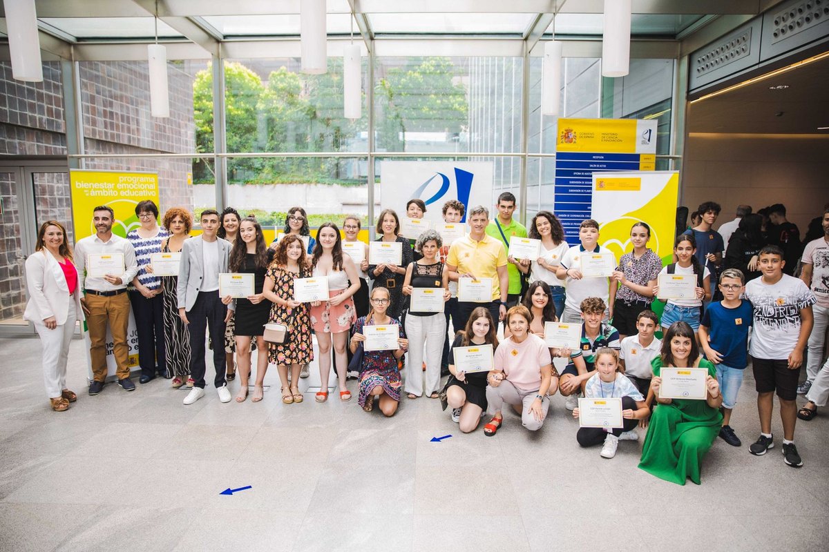 EPALE_ES's tweet image. 🏆El 18 de junio, 30 centros educativos de diferentes comunidades recibieron los Premios de Bienestar Emocional, creados este año por el #MEFP para destacar los trabajos de mejora del clima escolar y bienestar emocional del alumnado.
@EPALE_ES 

👇
epale.ec.europa.eu/es/content/pre…