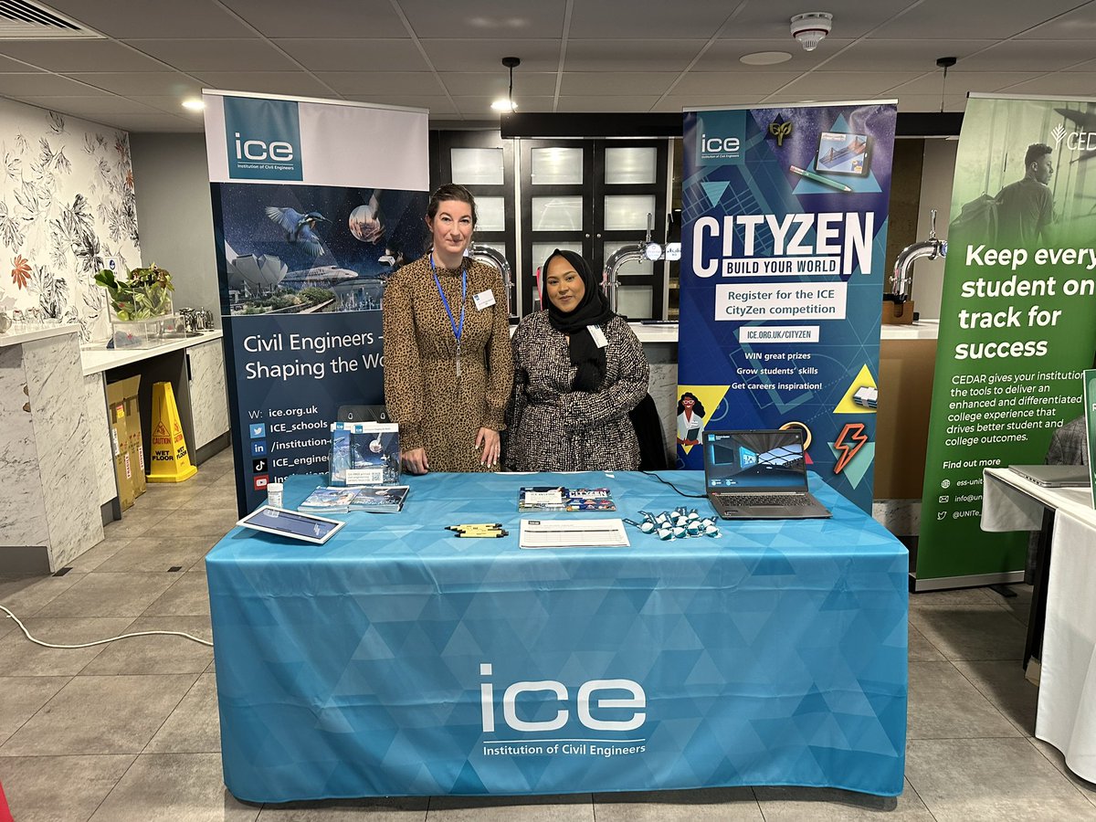ICE_schools's tweet photo. We’re here at the @SFCA_info to meet a load of lovely head teachers! If you’re also here come see us and say hello 👋🏼
Have a great day 😄 #sfcasummer
#CityZen #STEM #CivilEngineering https://t.co/VUiqHRBMJw