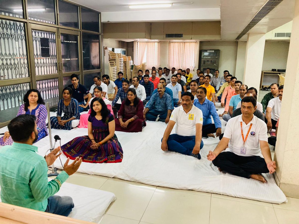 BSNLKOTA143761's tweet image. Experience the essence of serenity and vitality as we share glimpses of the invigorating #Yoga session held at #BSNL Kota.