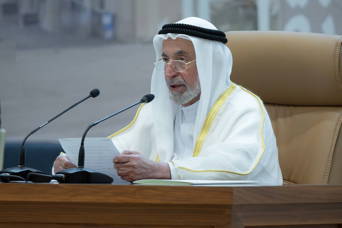 إصدار مرسومين أميريين يقضيان بتعيين الدكتور صباح عبود جاسم مستشاراً لهيئة الشارقة للآثار، وترقية عيسى عباس حسين وتعيينه مديراً عاماً لهيئة الشارقة للآثار