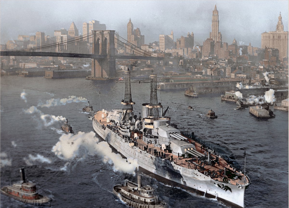 USS Arizona leaving New York City, 1918