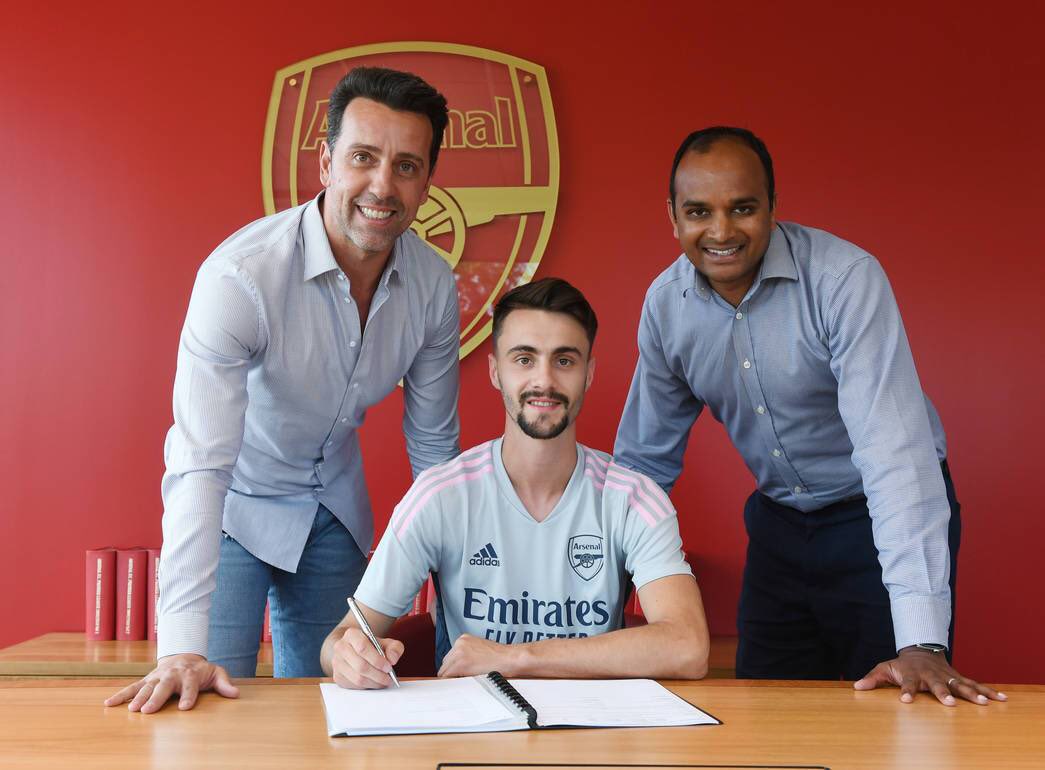 On this day in 2022: Arsenal completed the signing of midfielder Fabio Vieira from FC Porto for a fee in the region of £34m. 🇵🇹 #afc