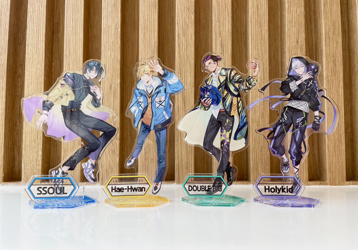 🌟실물이 훨씬 더 글로시하고 빤딱빤딱 빛이 납니다.
판형 그대로 보관하셔도 좋고, 
뜯어서 조립하여 장식해두셔도 좋습니다. ෆ 

#인피닛플로우 #쏘울 #해환 #더블빅 #홀리키드