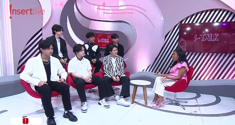 only_CHNCE's tweet photo. Siapa yag lagi streaming nih? Udah mulai loh, jangan lupa tambahin HT #UN1TYInsertLive

Tonton di sini ya >> https://t.co/JCMfoeO1wJ https://t.co/2etilGuXnl
