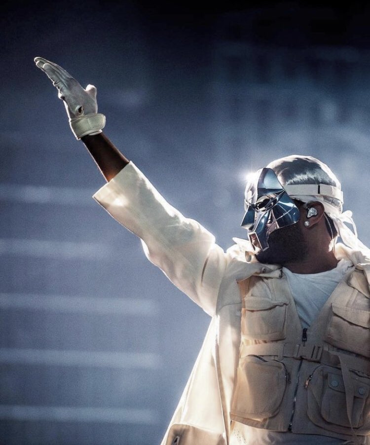 MementoMoriXO's tweet image. In an interview with Awards Radar, La Mar confirmed that The Weeknd will be back to tour the US again in 2024