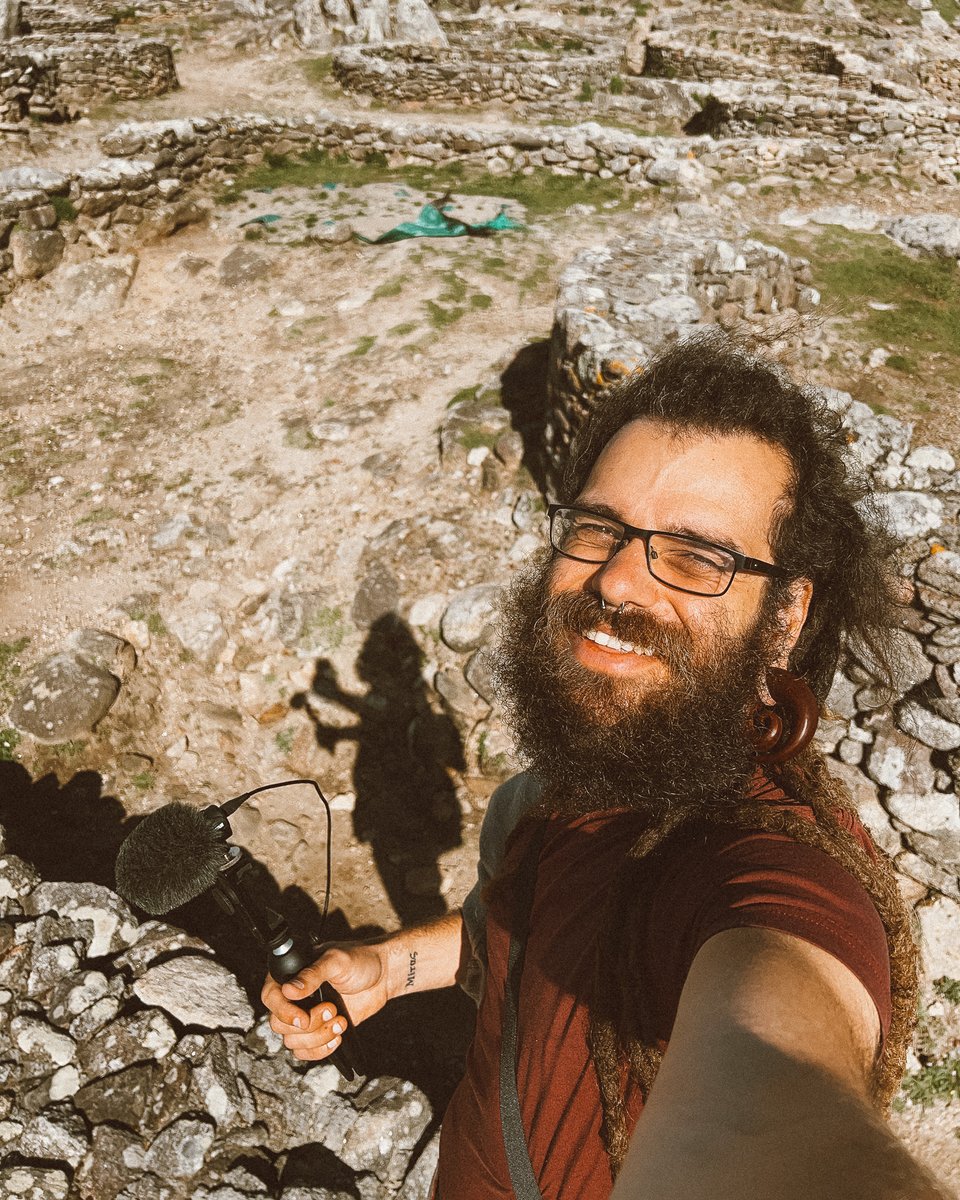 movingtheway's tweet image. Getting the first glimpses of Castro de Barona.
.
#spaintravel #vanlifespain #vanlifeadventures #vanlifedestination #vanlifepics #vanlifelovers #vanlifeescape #vanlifeblogger #vanlifegermany #vancation #movingtheway #keepyourspiritmoving  #roadtrip #adventureculture #wanderout