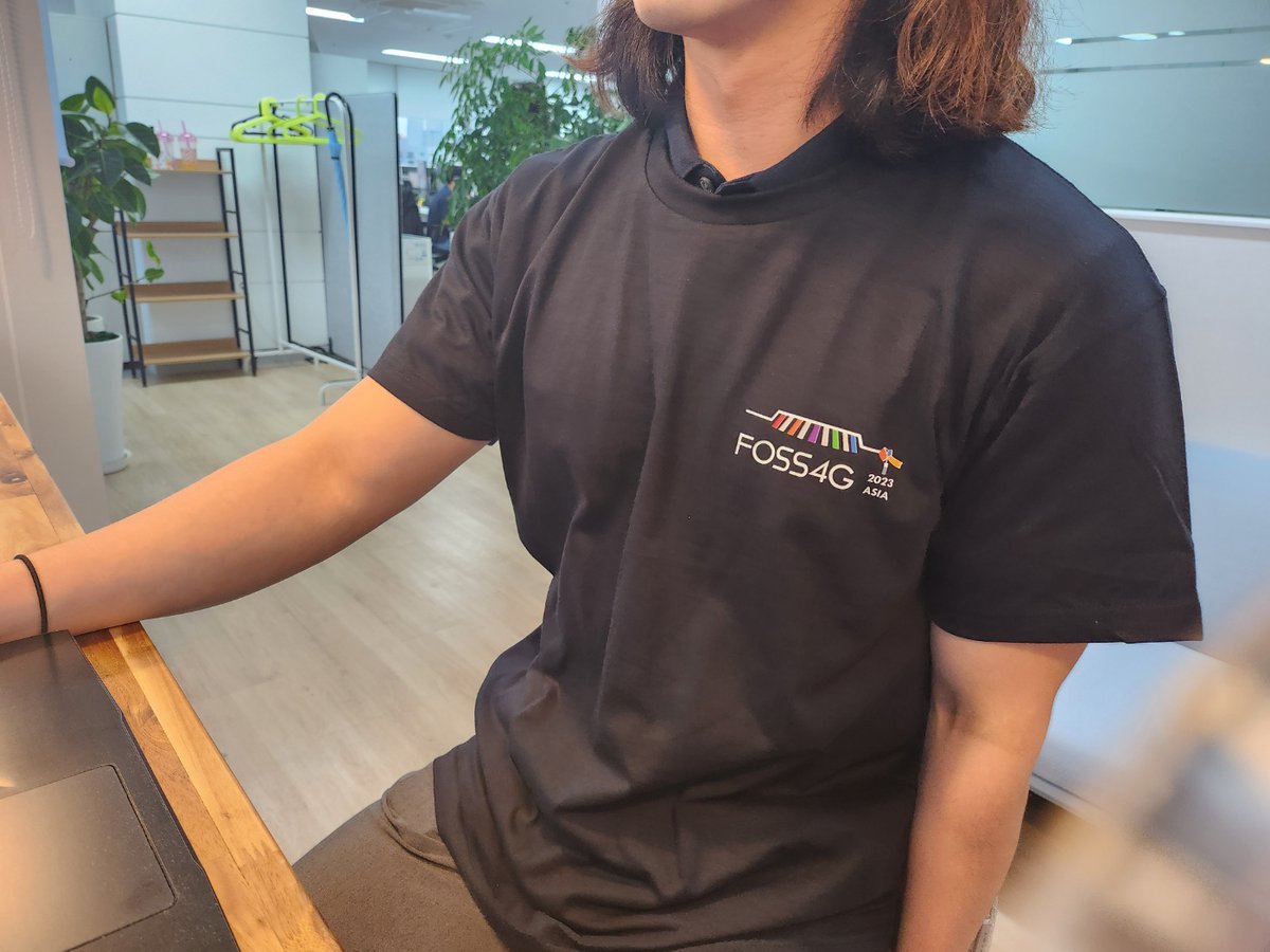 endofcap's tweet photo. We've printed promotional t-shirts for #FOSS4G-Asia 2023 Seoul conference. Starting next week, we will wear these t-shirts in Prizren, Kosovo, where the global FOSS4G conference will take place, and proudly showcase them throughout the venue. Please ping me when you see me! https://t.co/pNFHTe9WMI
