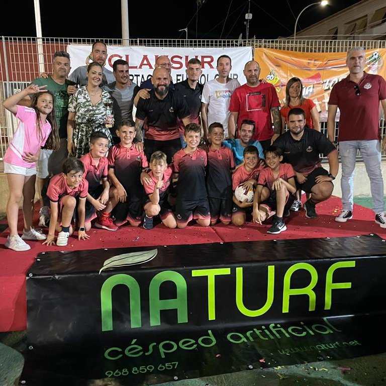 NCartagenaFC's tweet photo. 🏆👨‍👩‍👧‍👦 En el XXVIII acto de clausura del club se repartieron los trofeos a los 8 participantes del I Torneo Daddy’s League de la Nueva Cartagena FC 👏👏
 
🥇Alevín A
🥈Benjamín C
🥉Benjamín A https://t.co/dhQ2RQI0XO