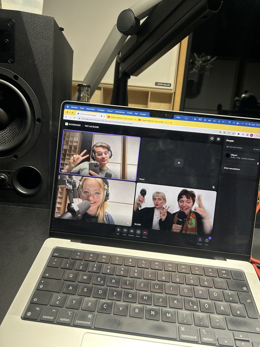 Miguel Robitzky (@miguelrausa) on Twitter photo neue folge ✨ too many tabs ✨ ist online mit nina und lotta von <a href="/blondofficial1/">blond.official</a> und natürlich <a href="/caroworbs/">Carolin Worbs</a> open.spotify.com/episode/6mkk8c… neue folge ✨ too many tabs ✨ ist online mit nina und lotta von <a href="/blondofficial1/">blond.official</a> und natürlich <a href="/caroworbs/">Carolin Worbs</a> open.spotify.com/episode/6mkk8c…