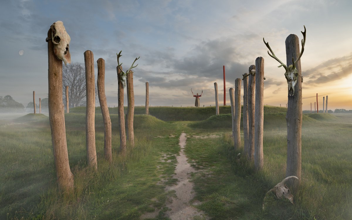 gemTiel's tweet photo. Ontdekking: 4000 jaar oud heiligdom met zonnekalender op industrieterrein Medel. Belangrijke plek voor rituelen en begrafenissen. Fascinerende vondsten, inclusief een oude glazen kraal uit Mesopotamië! #Archeologie #Ontdekking #Tiel https://t.co/2GjPKbfVOX
