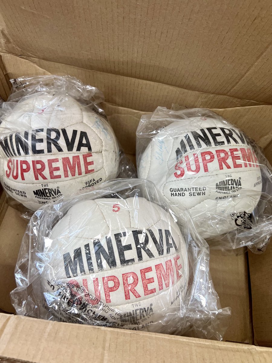 OLD FOOTBALLS by monarch413 (@monarch4131) on Twitter photo 