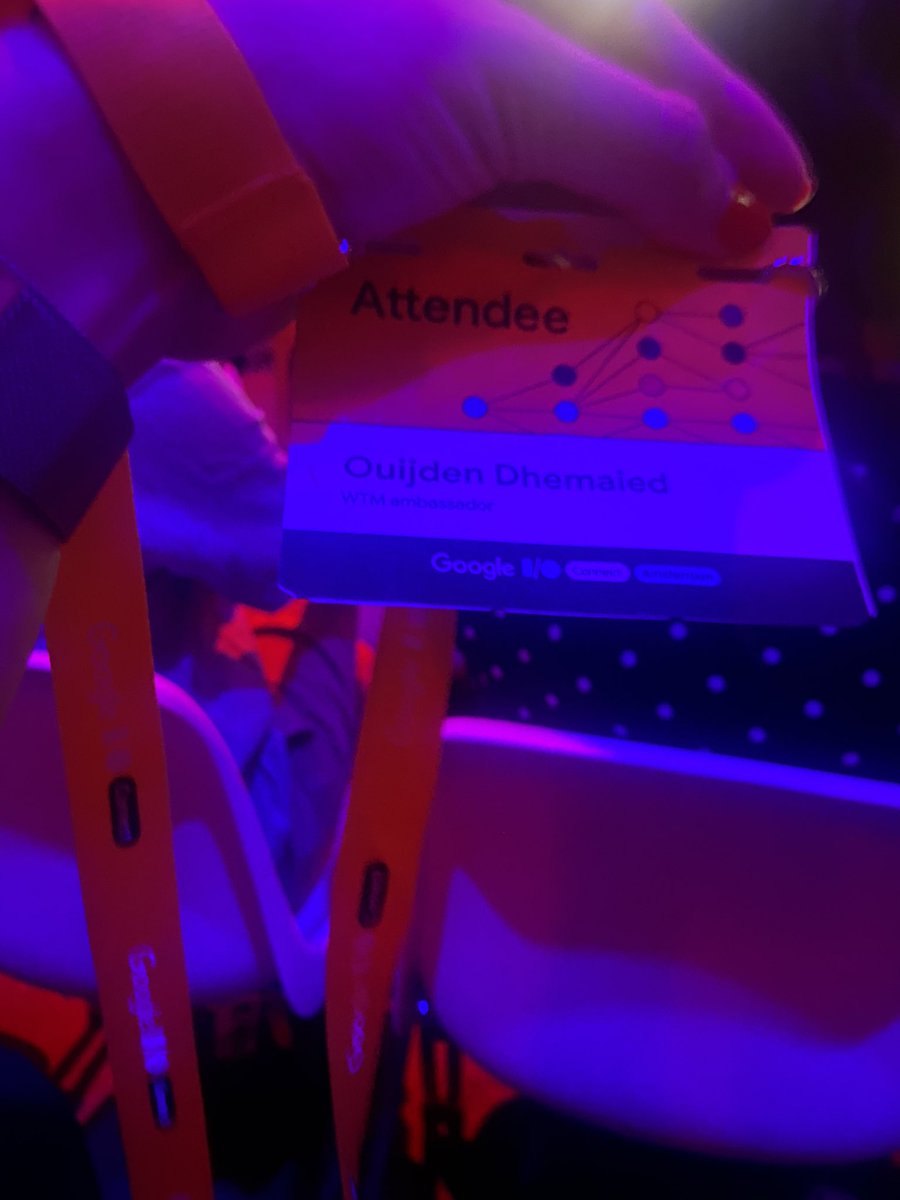 ouijden's tweet photo. Morning from  #GoogleIOConnect https://t.co/687lvgBoZB