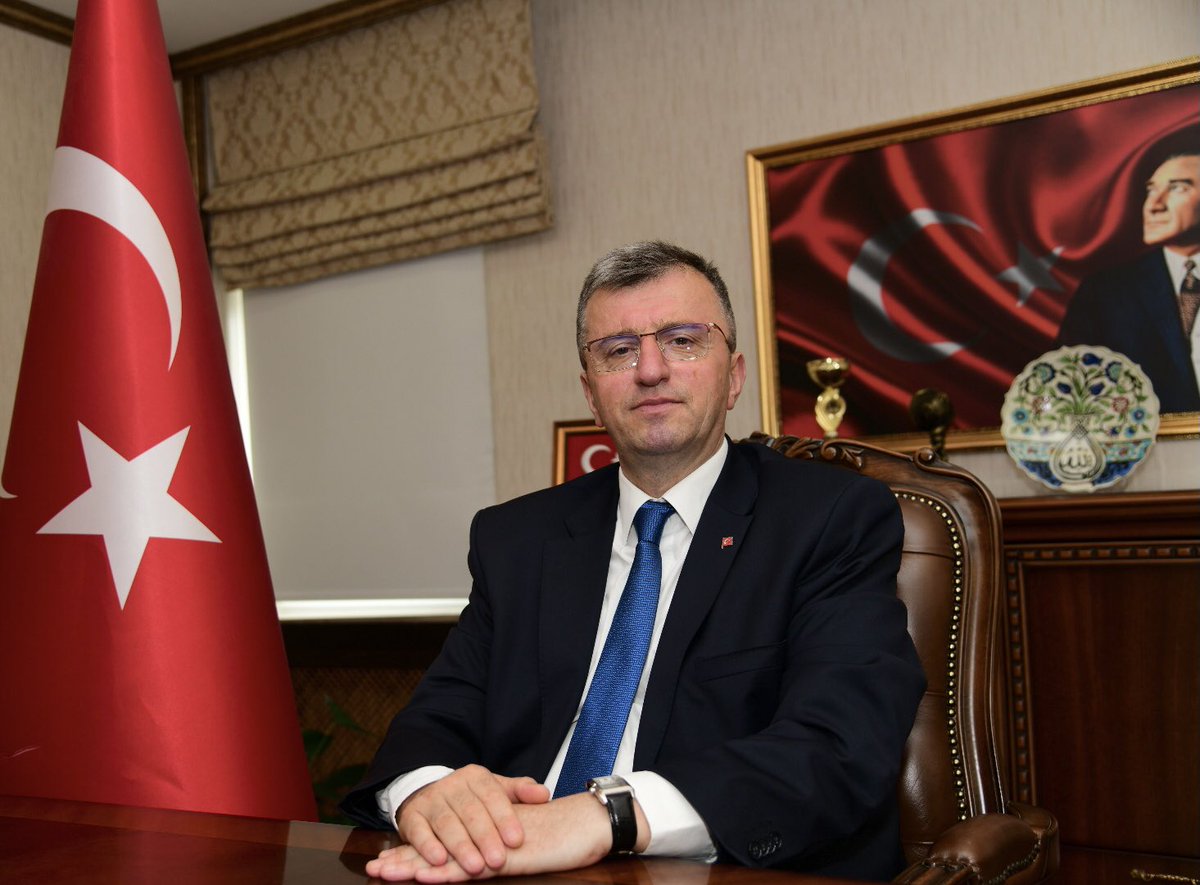 “İl Milli Eğitim Müdürümüz Ahmet Bektaş Göreve Başlama Mesajı Yayımladı”
👉 trabzon.meb.gov.tr/www/il-milli-e…
<a href="/tcmeb/">Millî Eğitim Bakanlığı</a> <a href="/Yusuf__Tekin/">Yusuf Tekin</a> <a href="/valiustaoglu/">İsmail Ustaoğlu</a>