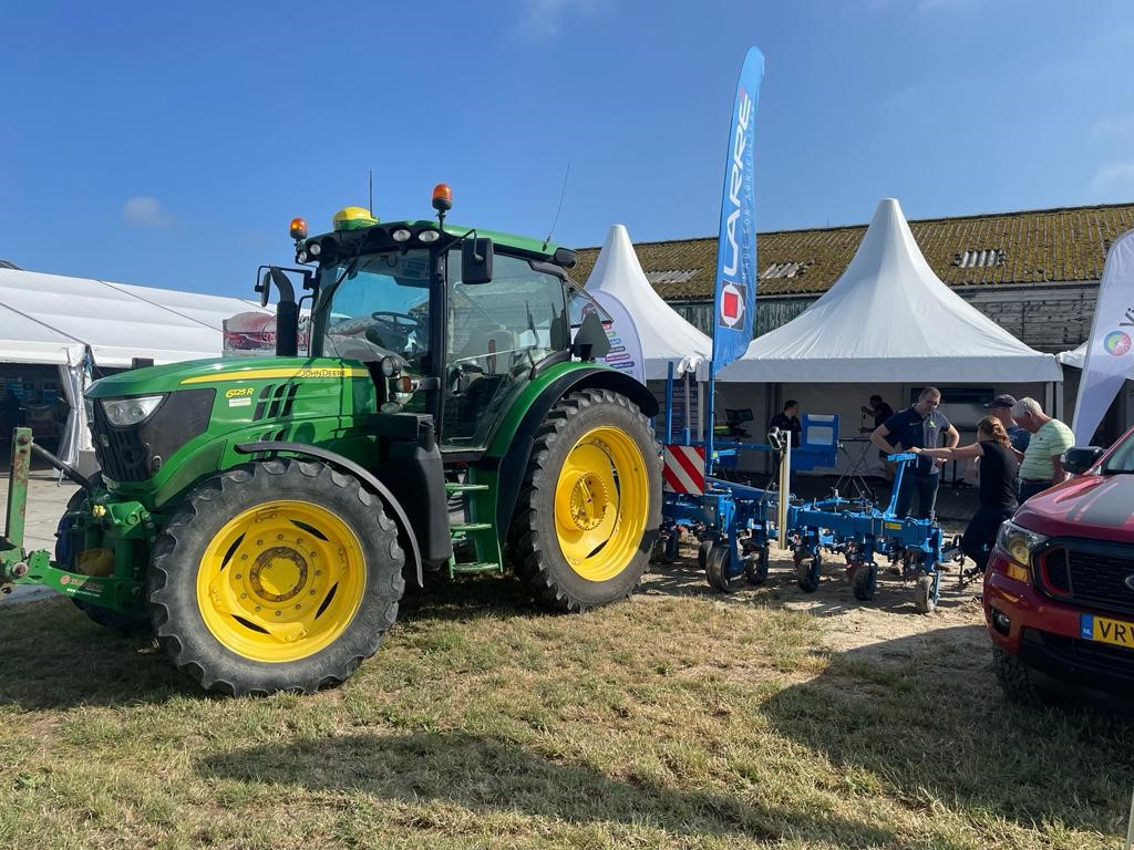 𝗢𝗽𝗲𝗻 𝗗𝗮𝗴 𝗣𝗿𝗼𝗲𝗳𝗯𝗼𝗲𝗿𝗱𝗲𝗿𝗶𝗷 𝗥𝘂𝘀𝘁𝗵𝗼𝗲𝘃𝗲🌱
laat u adviseren over mechanische onkruidbestrijding van Carré!   
𝗣𝗲𝗿𝗳𝗲𝗰𝘁𝗶𝗲. 𝗣𝗿𝗲𝗰𝗶𝘀𝗶𝗲. 𝗖𝗮𝗿𝗿𝗲́.
👉pool-agri.com/carre/carre-ca…  
<a href="/Carresas/">CARRE SAS</a> #smartweeding #mechanischeonkruidbestrijding