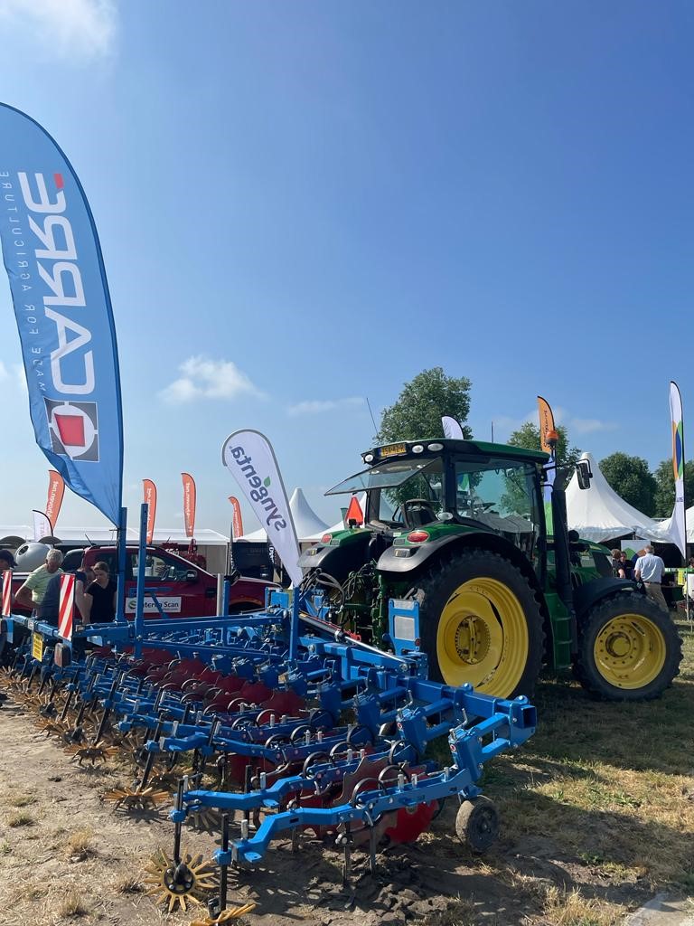 PoolAgri's tweet photo. 𝗢𝗽𝗲𝗻 𝗗𝗮𝗴 𝗣𝗿𝗼𝗲𝗳𝗯𝗼𝗲𝗿𝗱𝗲𝗿𝗶𝗷 𝗥𝘂𝘀𝘁𝗵𝗼𝗲𝘃𝗲🌱
laat u adviseren over mechanische onkruidbestrijding van Carré!   
𝗣𝗲𝗿𝗳𝗲𝗰𝘁𝗶𝗲. 𝗣𝗿𝗲𝗰𝗶𝘀𝗶𝗲. 𝗖𝗮𝗿𝗿𝗲́.
👉https://t.co/vTcW74GcG9  
@Carresas #smartweeding #mechanischeonkruidbestrijding https://t.co/Z0EK9gAFgy