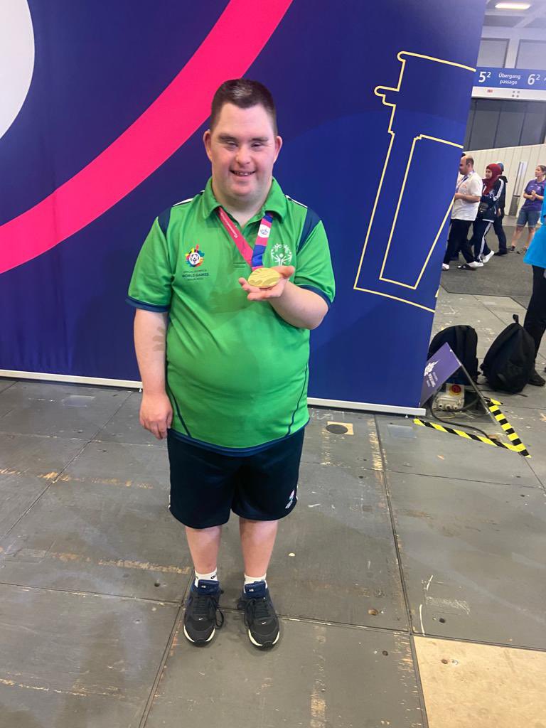 regdaly34's tweet photo. @SOIreland @TeamIrlSport  so proud of Eoin Daly just received his gold medal for men’s singles in Bocce 🇮🇪🇮🇪🇮🇪 GO TEAM IRELAND ❤️ https://t.co/zuQ1eEtZmR