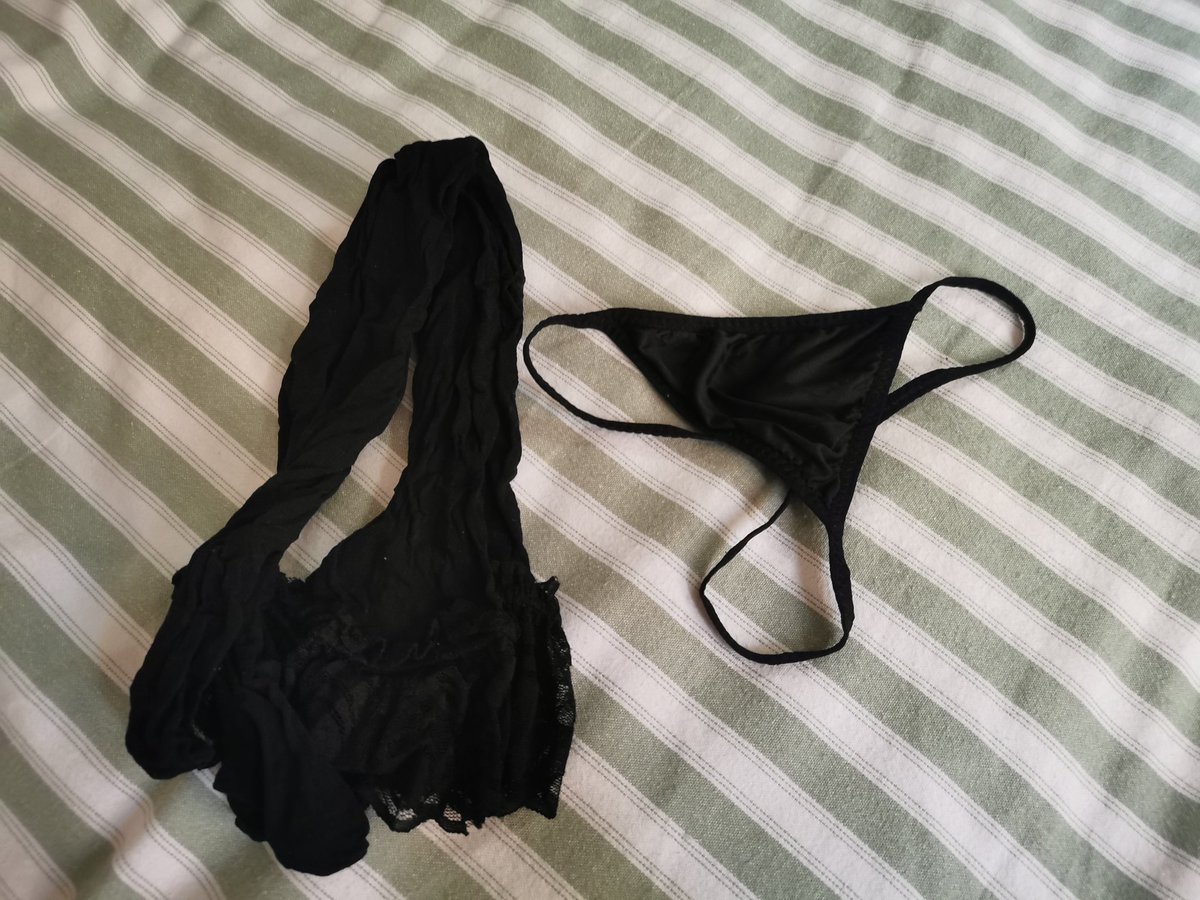 石家庄夫妻寻单男 on Twitter: 寻宝开始喽，长安万达三号门上三楼，男厕坐便水箱后面哦，先到先得，拿到的兄弟记得返图，情趣内裤外加黑丝哦😏