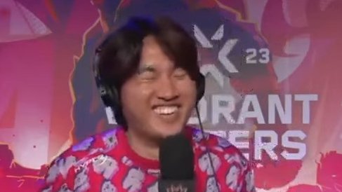 FionnOnFire's tweet photo. You've been visited by the VALORANT GOAT CGRS   

If you wish him good tidings by liking this tweet and saying underneath this post "ty Mr CGRS, king of utility" you will be given good fortune in your games for the next week   

bless https://t.co/dSqFFBCnrZ