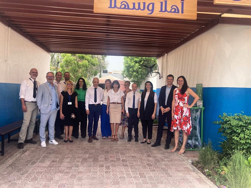 Réunion de travail organisée par Mme Simon, IEN de la ZMO, à Sharjah avec les directeurs en poste dans les Émirats;bilan de l’année et préparation de la prochaine rentrée scolaire. <a href="/aefeinfo/">AEFE</a> <a href="/LfiDubai/">Lycée Français International de Dubaï</a> @lfigp_lycee <a href="/LyceeMonod/">Lycée Français International Théodore Monod</a> <a href="/LyceeMassignon/">Lycée Massignon</a> <a href="/ice_meydan/">ICE School Meydan</a> <a href="/LFJM_Dubai/">LFJM</a> <a href="/LLFPDubai/"></a>