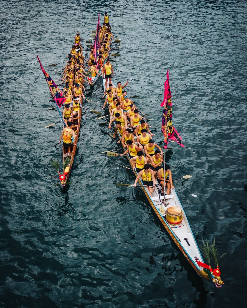 The International Dragon Boat Races have returned! After a 4-year hiatus, the ritual-turned-competitive sport will be gracing Victoria Harbour once more!

Dragon Boat Festival🐲, is a traditional Chinese holiday celebrated by locals.