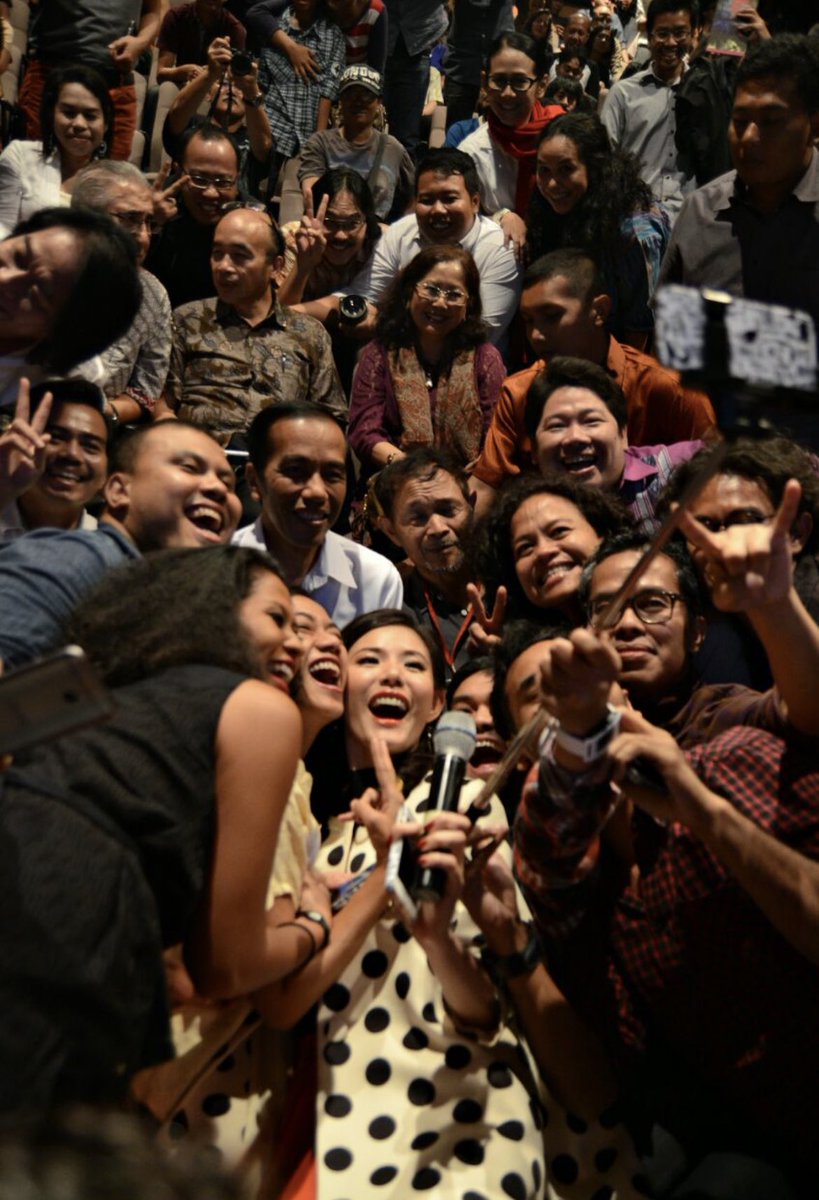 Sehat dan bahagia selalu bapak, Tuhan memberkati.. 
Selamat ulang tahun pak <a href="/jokowi/">Joko Widodo</a>