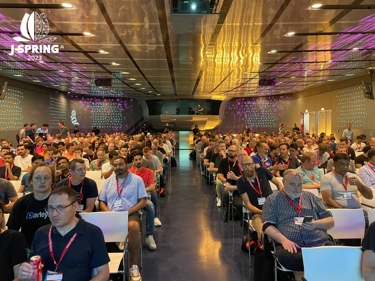 nljug's tweet image. Exciting start at #JSpring2023!🎉 Official opening & keynote set the stage for a day of knowledge sharing. It's almost time to refuel with a delicious lunch. Stay tuned for the NLJUG Update and captivating keynote by @holly_cummins on making Java greener. #JSpring #JavaConference