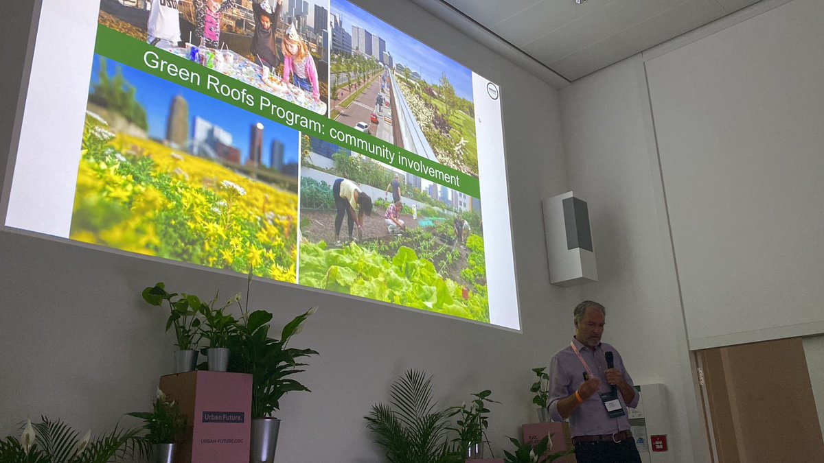 @ResilientRdam Is using #UrbanFarming and #GreenRoofs as one strategy to increase resilience