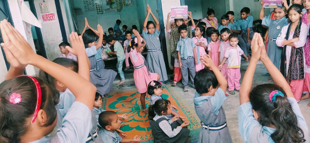 ANSARALAM7845's tweet image. 21st june International Yoga day @CSCBalVidyalaya , Haldikhora, Kochadhaman, kishanganj (Kids Well School) 
#CSCpeYoga #CSCSPV_Health
@moayush @CSCegov_ @CSCSPV_Health @moayush
