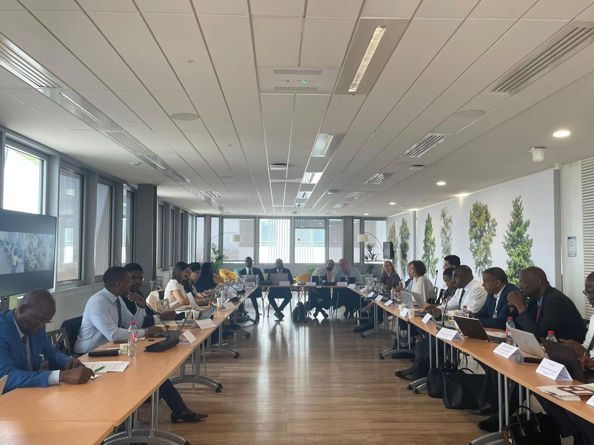 caissedesdepots's tweet photo. Les Caisses des Dépôts, engagées en faveur d’une croissance plus durable et inclusive se réunissent à Paris du 20 au 22 juin pour un atelier sur le thème « Le financement des collectivités locales : focus sur le partage des risques et les montages en partenariat public-privés ». https://t.co/umQoH3m2It