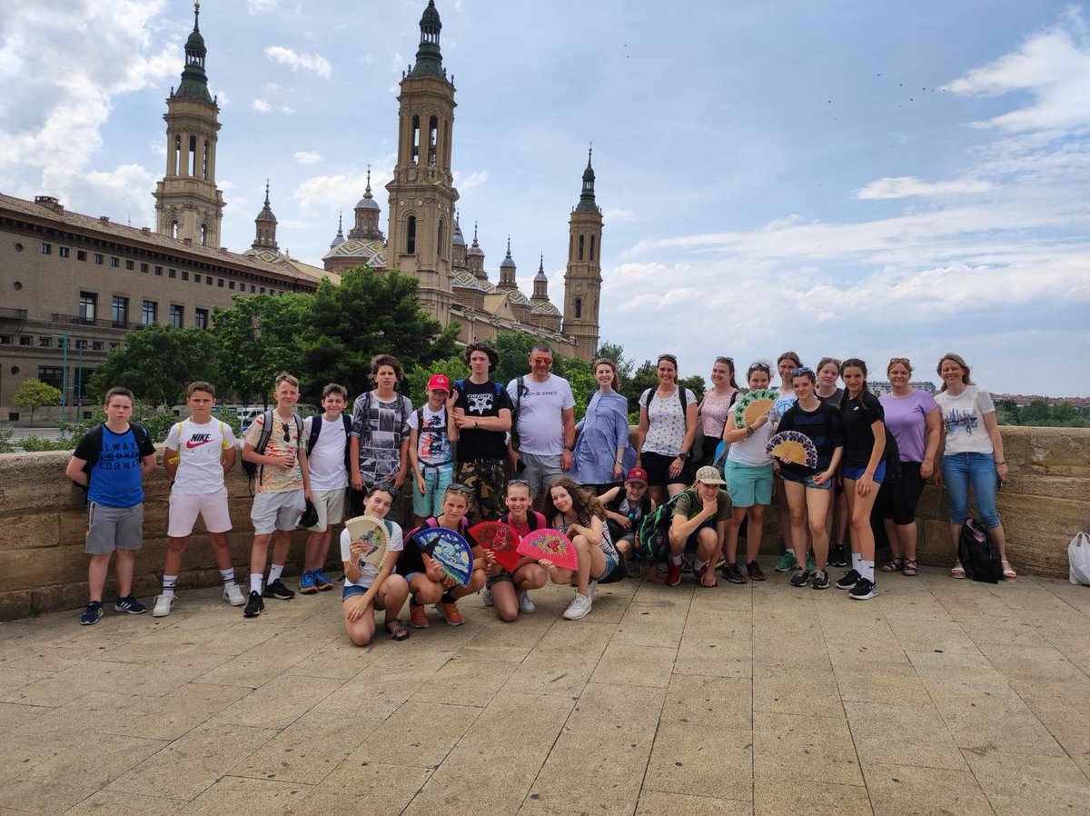 OSsencur's tweet image. 4.dan smo obiskali mesto Zaragoza. Ogledali smo si muzej rimske zgodovine in muzej gledališča ter katedralo.
#Cmepius #ErasmusPlus #Zaragoza #OsSencur