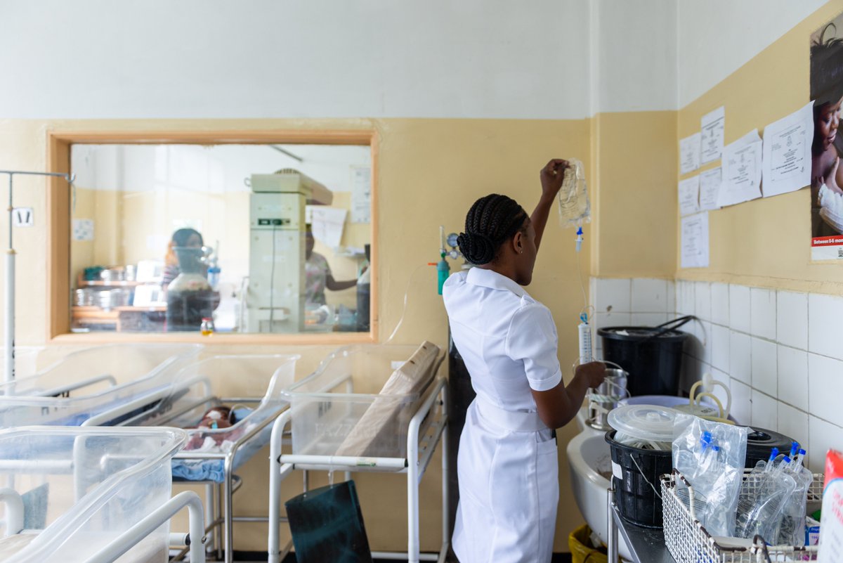 King's Global Health Partnerships (@kingsghp) on Twitter photo 🎉Our Summer Newsletter is out now🗞️
➡️Stroke research 🇸🇱 <a href="/sislestudy/">SISLE</a>
➡️Revisiting DRC as a @KingsKCP volunteer 🇨🇩
➡️Improving quality of healthcare #Somaliland
➡️Assessment of maternal & neonatal care 🇿🇲
➡️Short films on volunteering with <a href="/KingsGHP/">King's Global Health Partnerships</a>🎥
mailchi.mp/kcl.ac.uk/summ… 🎉Our Summer Newsletter is out now🗞️
➡️Stroke research 🇸🇱 <a href="/sislestudy/">SISLE</a>
➡️Revisiting DRC as a @KingsKCP volunteer 🇨🇩
➡️Improving quality of healthcare #Somaliland
➡️Assessment of maternal & neonatal care 🇿🇲
➡️Short films on volunteering with <a href="/KingsGHP/">King's Global Health Partnerships</a>🎥
mailchi.mp/kcl.ac.uk/summ…