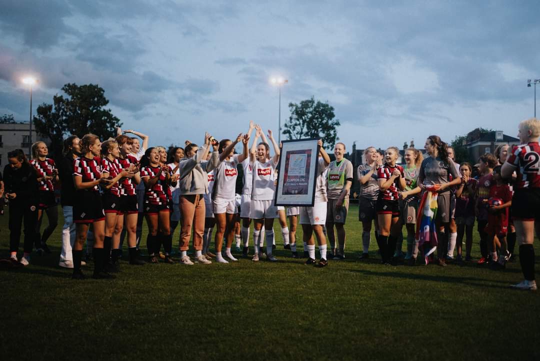 'Football Has No Gender Tour' Londra ayağından öne çıkan kareler sizlerle: