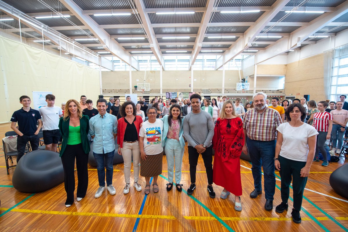 "LOTURAK es un claro ejemplo del éxito de la colaboración público social y, además, supone una excelente oportunidad para implicar a la ciudadanía en la atención a las personas refugiadas" euskadi.eus/gobierno-vasco…